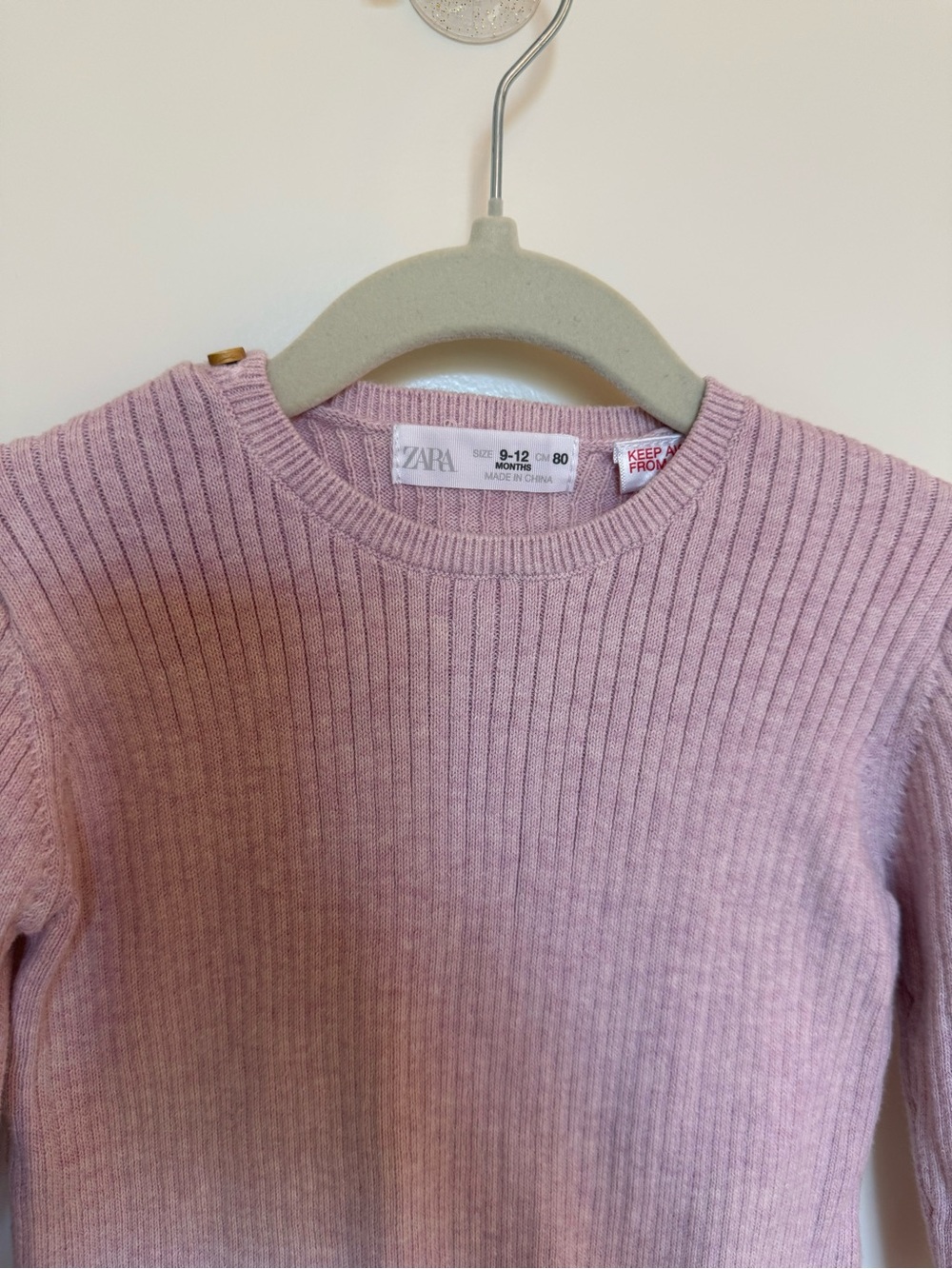 Zara Buttoned Ribbed Sweater - Picture 3 of 5